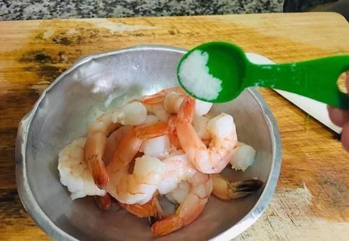  知滑|到了广东才知滑蛋的鲜，像鲜虾滑蛋、叉烧滑蛋、牛肉滑蛋…