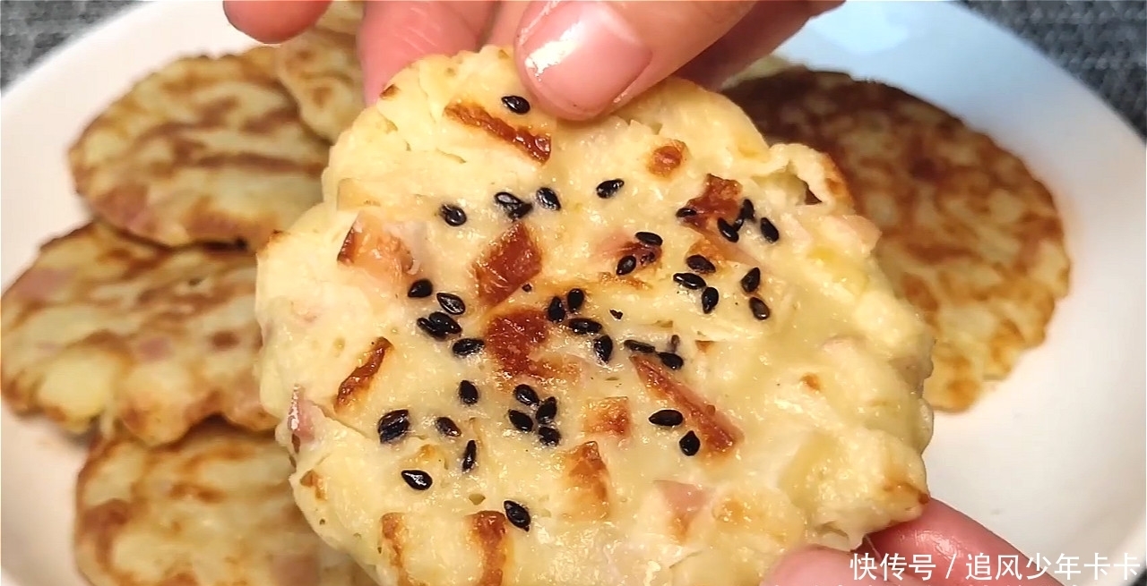 孩子|天冷了,苹果不要直接吃,加两个鸡蛋,香甜松软,出锅孩子抢着吃