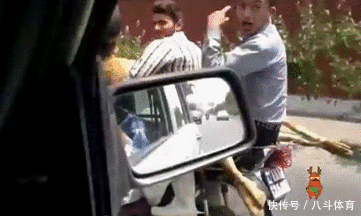  gif|搞笑gif：为了藏5元私房钱，又逼疯了一个