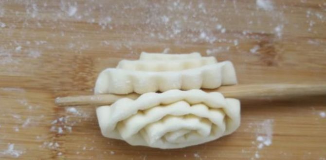 卷起来|手把手教你在家蒸花卷,一根筷子就搞定,花卷蓬松柔软,比包子馒头还好吃