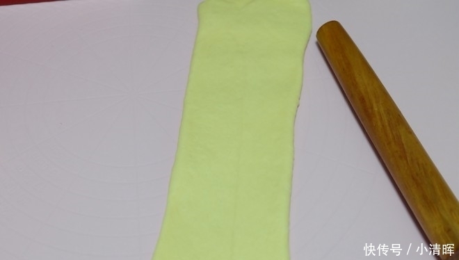  面团|面包别再买了，自己在家做，不用黄油不用高粉，柔软拉丝超好吃！