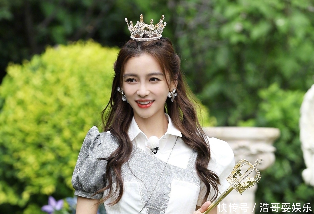 蔡徐坤|《奔跑吧》蔡徐坤,热度超《中餐厅》赵丽颖,成最热真人秀嘉宾!