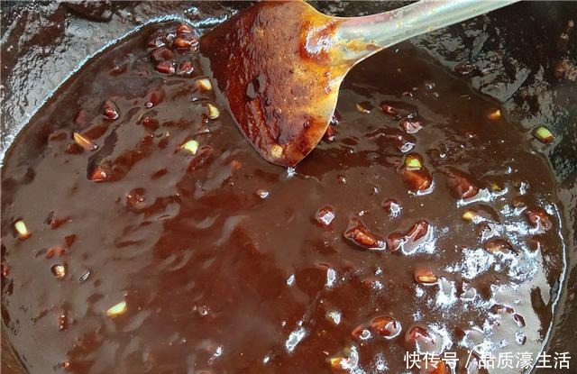 面馆|给朋友面馆助力,7种香料配比,来个爆款五香炸酱面