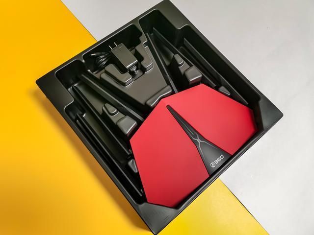 一飞冲天|路由器也玩RGB,网速加成一飞冲天——360路由器V5X评测