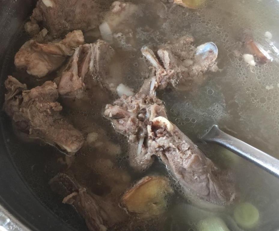 羊肉|炖羊肉,可以不放香料,但是这3样东西一定要放,味道鲜美无膻味