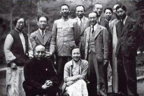 亚樵|王亚樵成立斧头帮后干的第一票,一战成名,整个上海滩都噤若寒蝉