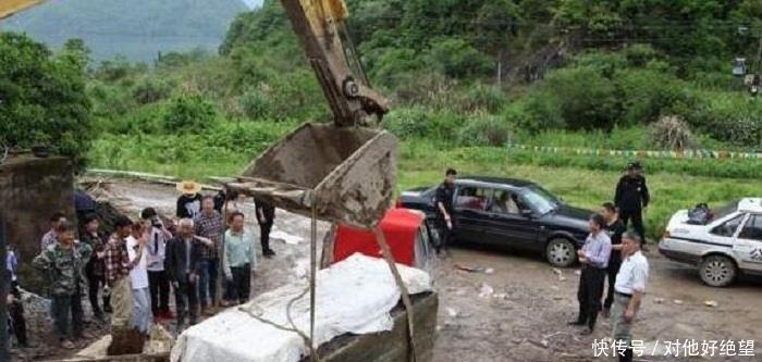  王安石|王安石父亲墓出土，考古专家挖掘一半，王氏36代孙找来了！