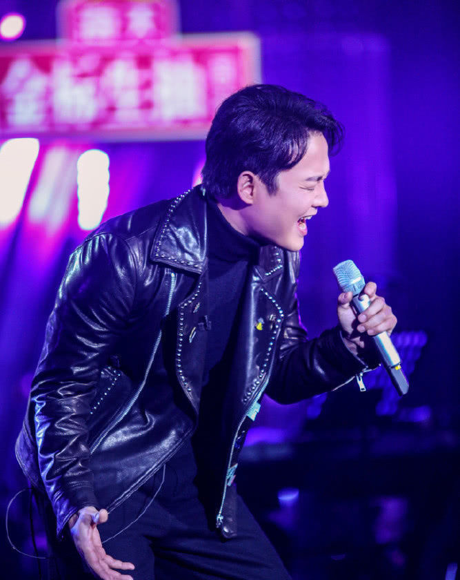  奇袭歌手|华晨宇错失冠军，曾一鸣也失败了，我们也哭了