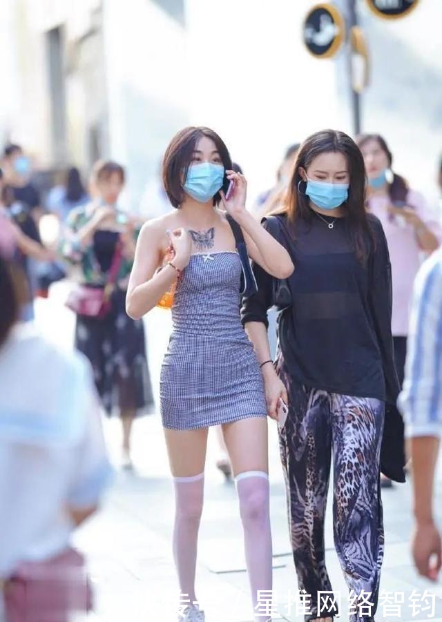 裙子|姑娘裙子如此合身,该不会是“私人定制”的吧?