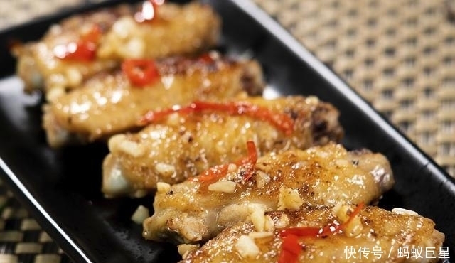 技巧|这样煎鸡翅，皮脆肉嫩无腥味！大厨教你7大技巧，煎出完美鸡翅！