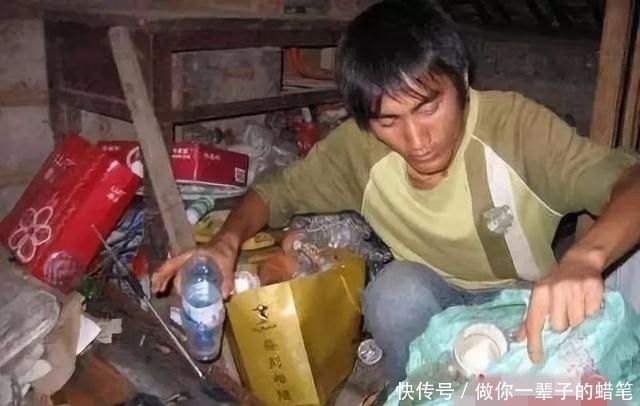 大学|一晃眼12年过去，当初拒绝他人帮助，背妈妈上大学的孝子后来如何