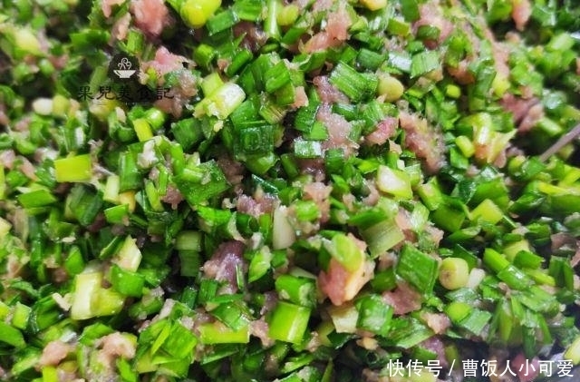 简单|给孩子做了份早餐,两煎一煮,简单好吃,不浪费