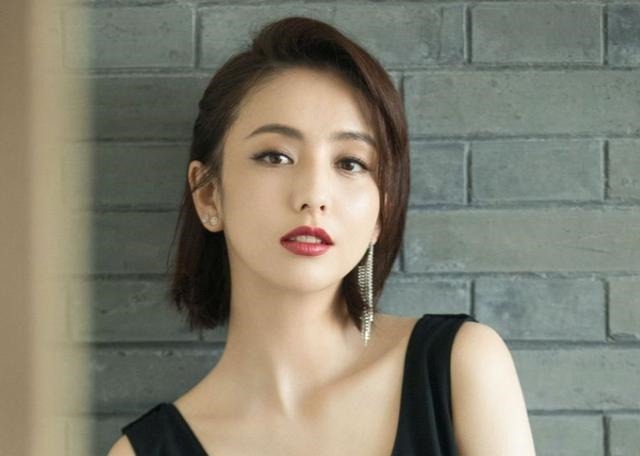 走心|沈腾大型双标现场引爆笑,与马丽谈论女团,一开口老5G冲浪达人