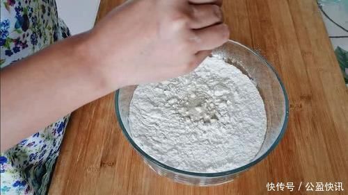 收藏|面粉别捣鼓做蛋糕了，现在流行它比蛋糕简单，比油条好吃，收藏