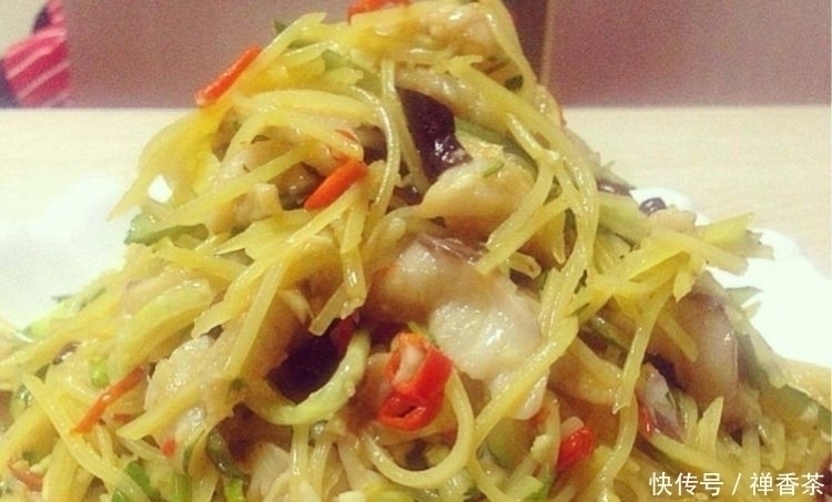 回家|去东北小姨家“做客”,做了一大桌子的菜,吃两口就“撂筷”回家