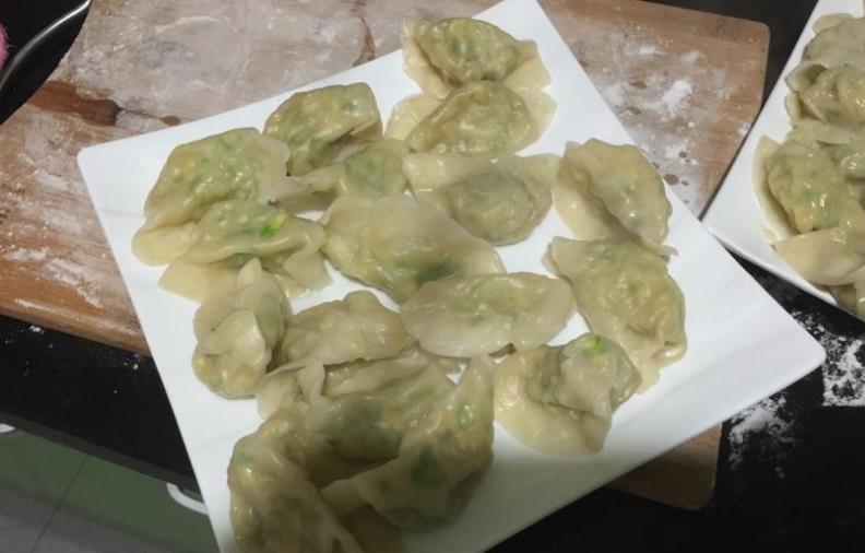好吃|天热吃饺子,这个馅最合适,比韭菜鸡蛋的还好吃,才一块五一斤