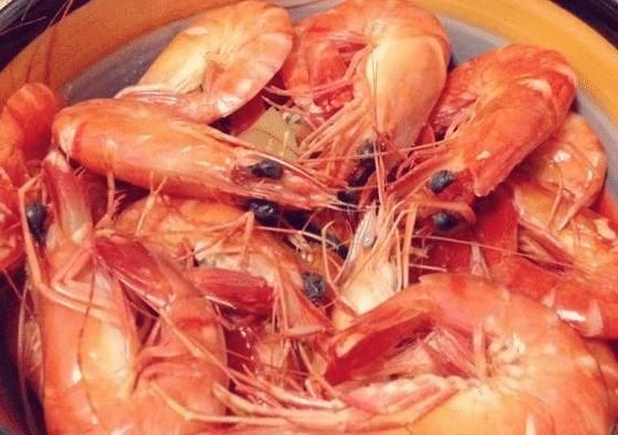 腥味|煮虾时,中间放盐还是最后放?十人九不知,难怪又老又腥味道差