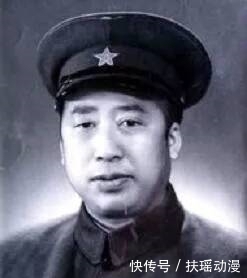 彭德怀|林彪说他资格够被授予元帅！他是人民军队创建者之一，后却无军衔！