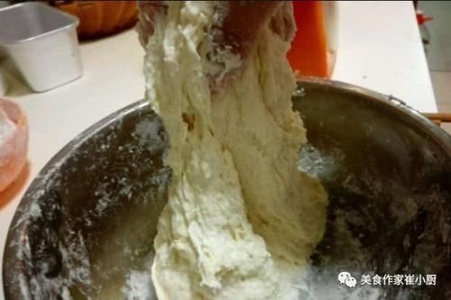 发硬|电饼铛烙饼总发硬大厨牢记这2个技巧,烙饼又香又软,层次多