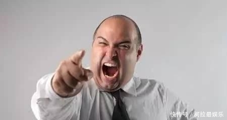  送医|男子胸痛送医，一小时后身亡，得知病因，父母给了媳妇一巴掌