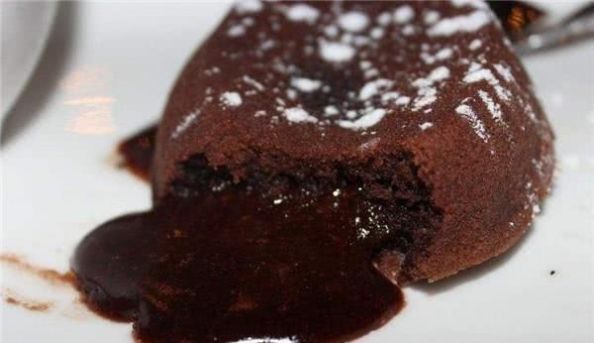 巧克力|康熙皇帝第一次吃巧克力，看了近一千字的说明书，缓缓说出3个字