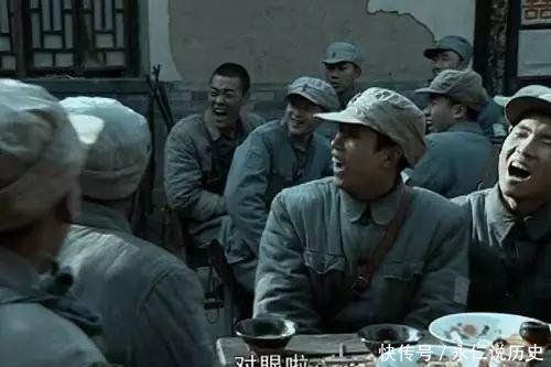 八路军|从《亮剑》看抗战时期八路军的饮食,罐头加白菜就像过年!
