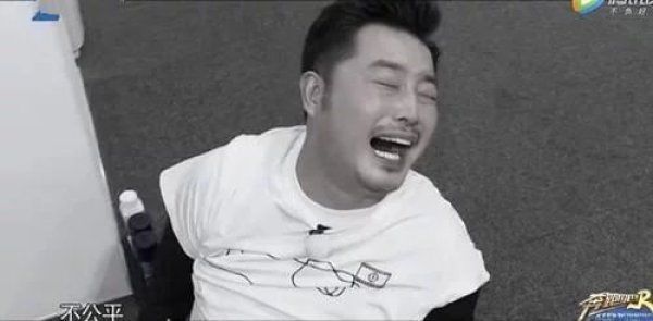 慌乱|《奔跑吧》蔡徐坤慌乱牵错手,郭麒麟那些年终究是错付了