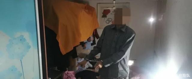 惯偷|利用秋裤作案，惯偷被抓！