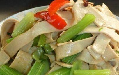 黑眼圈|女性常吃此菜，黑眼圈没有了，皱纹消失了，小肚腩不见了