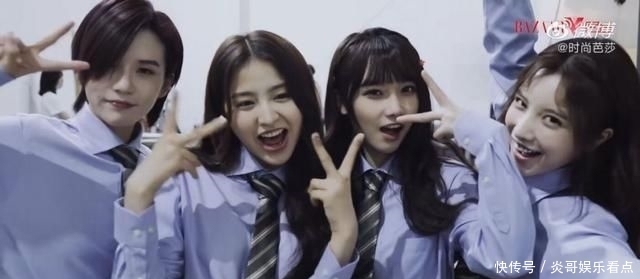  位置|青你2毕业照又来了！除了刘雨昕稳坐C位，其他前九的位置遭质疑