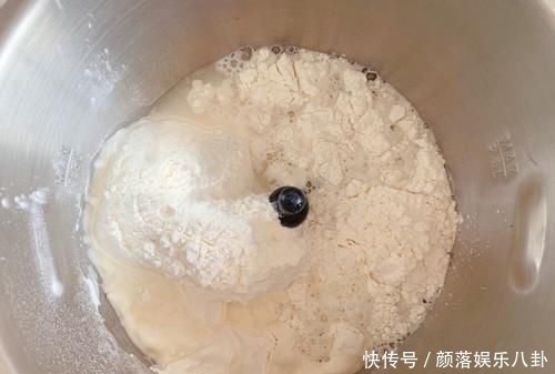 猪肉|黑猪肉卷心菜水饺