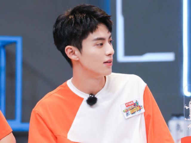 黄明昊|《元气满满的哥哥》最新排名:陈学冬进入前三,黄明昊输给了他!