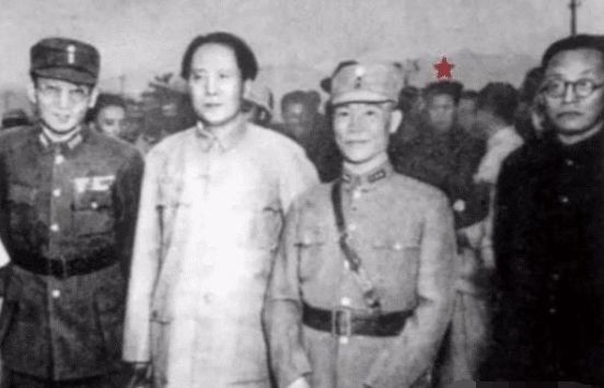 靠近|他12岁参军，是周总理的“王牌保镖”，有一项绝技让特务们不敢靠近