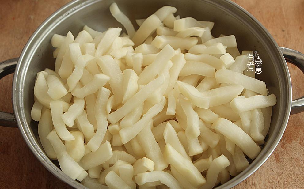 腌萝卜|消食这菜最在行,夏天我家要吃掉几十斤,脆爽又解腻,给肉都不换