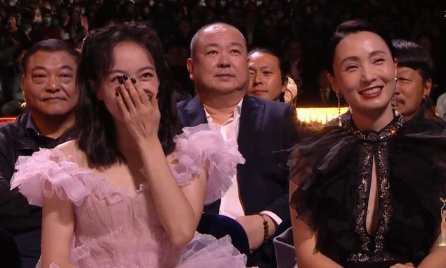 白皙|金鹰奖女星高清同框照:赵丽颖白皙完胜谭松韵,宋茜状态不如陶虹