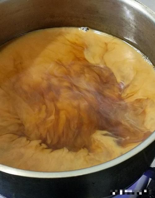 高贵|私房奶茶—没有红酒的高贵,也没有咖啡的摩登,却有温润香浓的芬芳