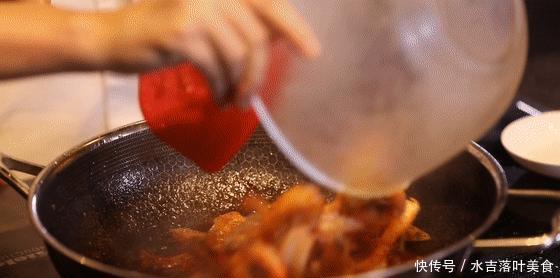 解馋|茄味油焖虾,用家常的做法,酸甜可口解馋又过瘾