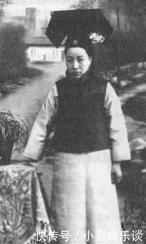 吃饭|七岁的溥仪吃饭前，必须先吃一样东西，让宫女们非常害羞