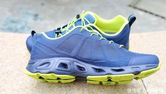  耐磨|岩石捉蟹防滑耐磨，下海摸鱼排水走沙，探路者仿生溯溪鞋评测