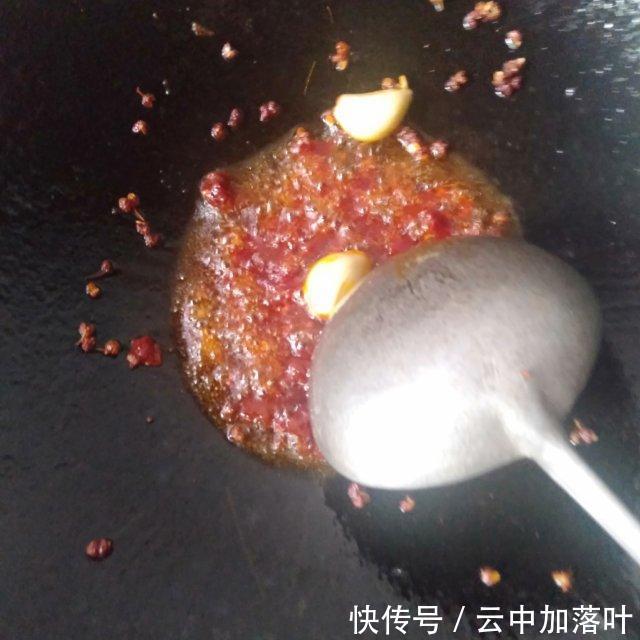 特别|酸辣血旺,酸辣鲜香,特别的开胃