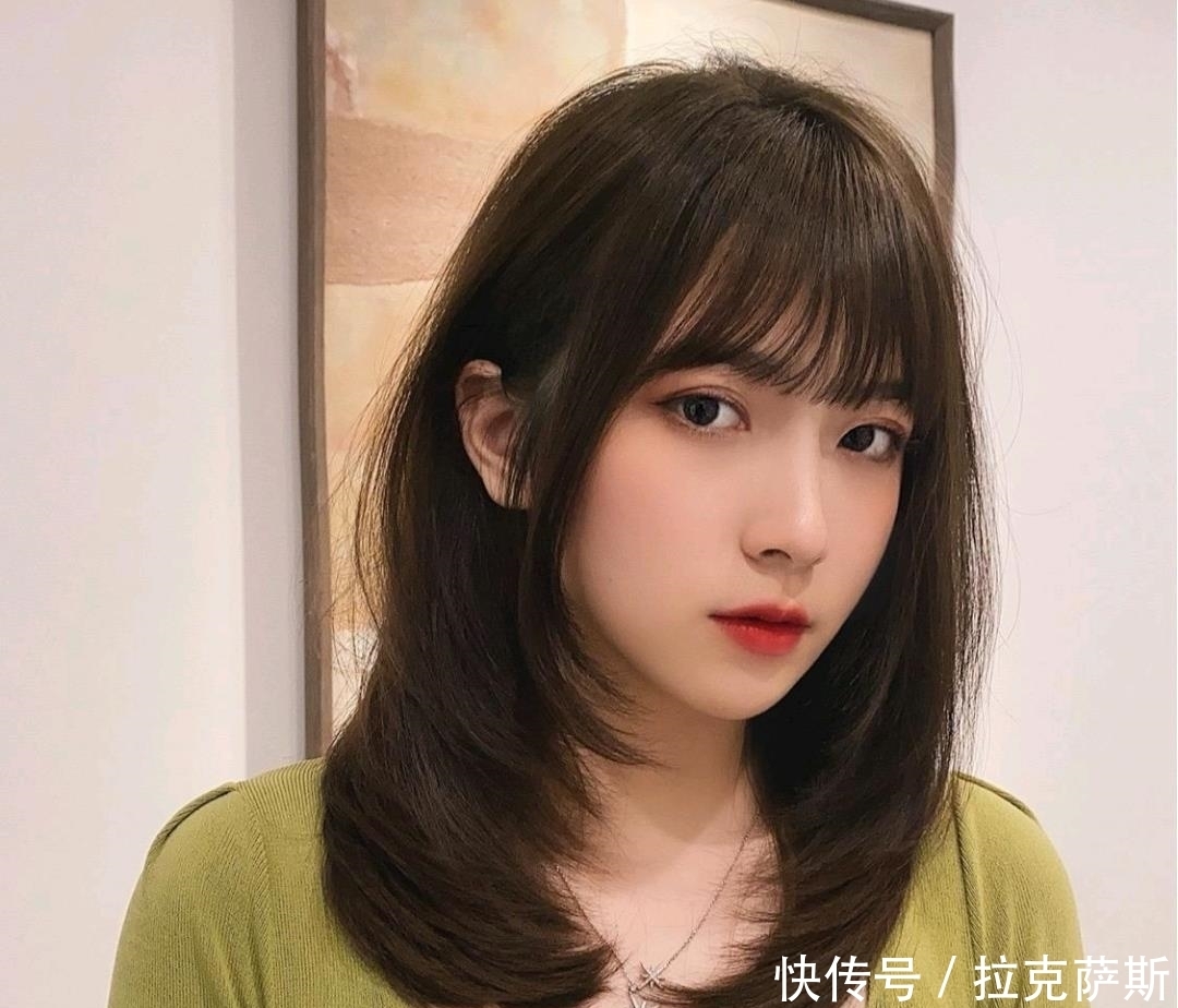 度过|这些发型好打理不乱翘,让你的头发轻松度过尴尬期