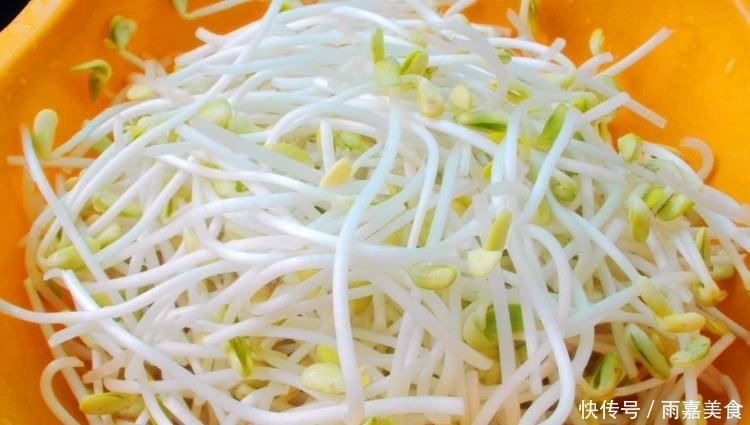 筋道|此面食太好吃了,三十秒就能出锅,香软筋道,孩子早上能吃四个