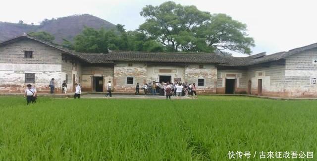 邱会作|邱会作：曾是当年四野名将，晚年重回故里，请求住县委招待所