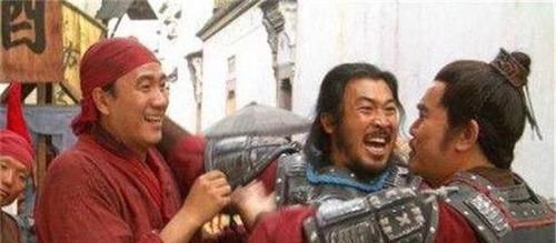 坟地|邻居好心送朱元璋一坟地,朱元璋登基后,其子孙受明朝庇护几百年