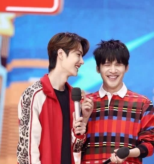 消费|王一博被天天向上过度消费? 看看他跟天天兄弟的关系, 你就懂了