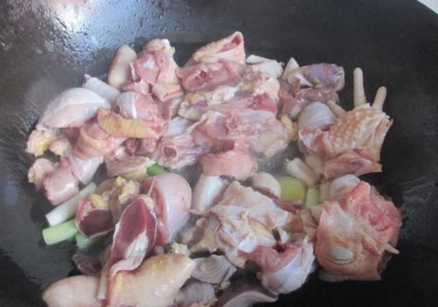 猪肉|家宴必做的一道菜,比牛肉便宜,比猪肉营养,下酒下饭都极好