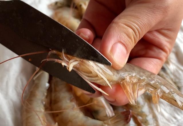 大虾|大虾这做法,一抓一拌就出锅,营养丰富还健康