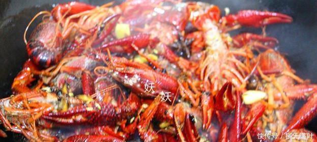 虾仁|10斤小龙虾有多少肉网友花一个小时剥虾,结果很,真的很贵