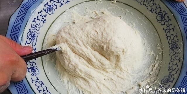 不硬|教你葱花发面饼做法,不用揉面,筷子一搅,松软好吃,凉了也不硬