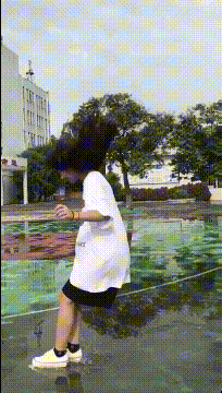  包子|搞笑GIF：包子汪根本就不怕你